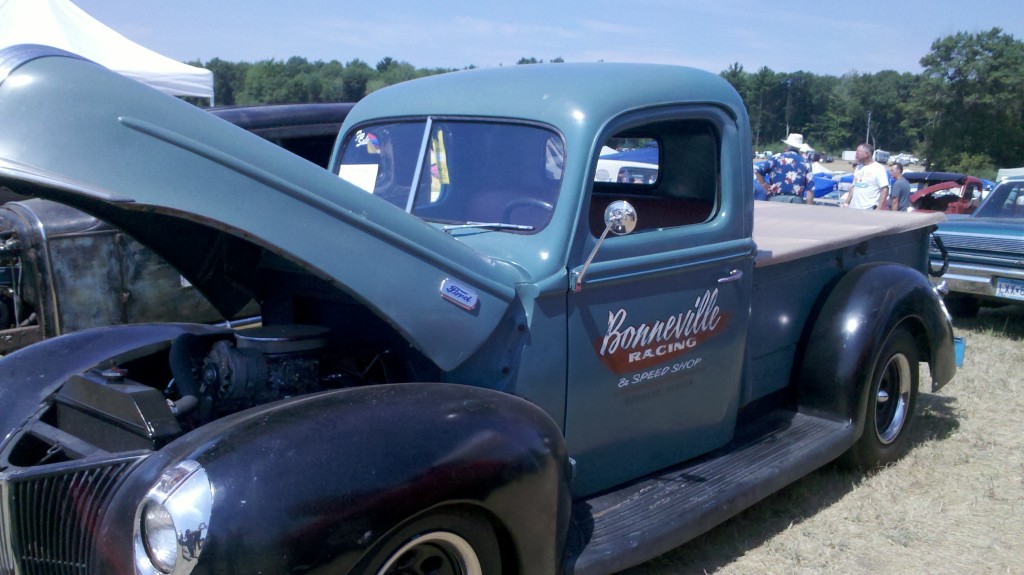 bonneville racing ford at car show