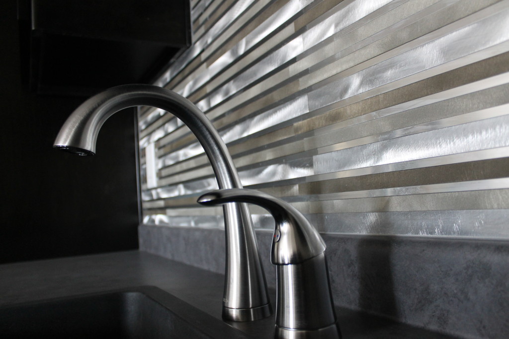 nelson stainless backsplash