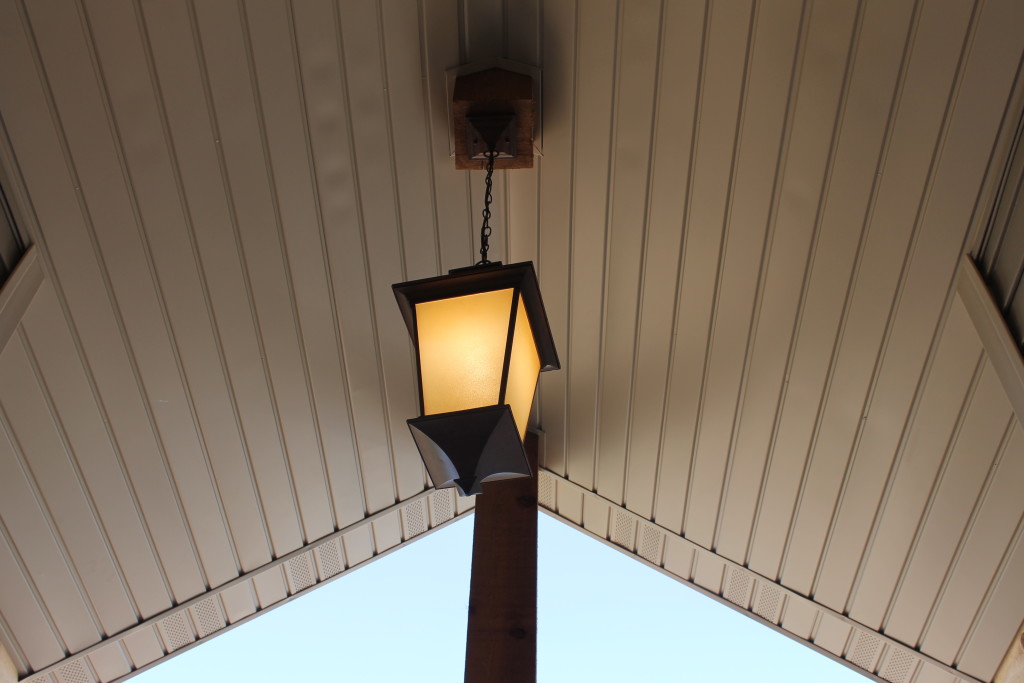 beechwood front porch light