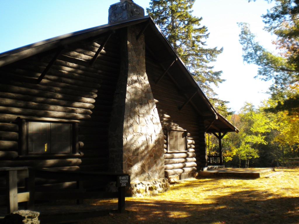cabin at mcclintock falls