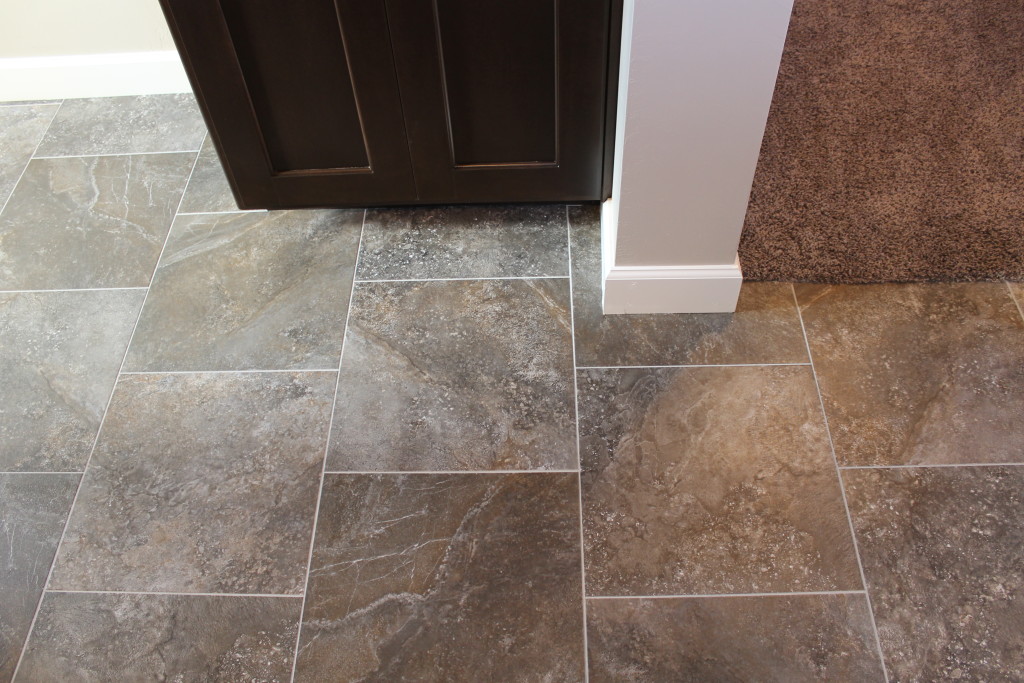 5332 lvt floor in master bath