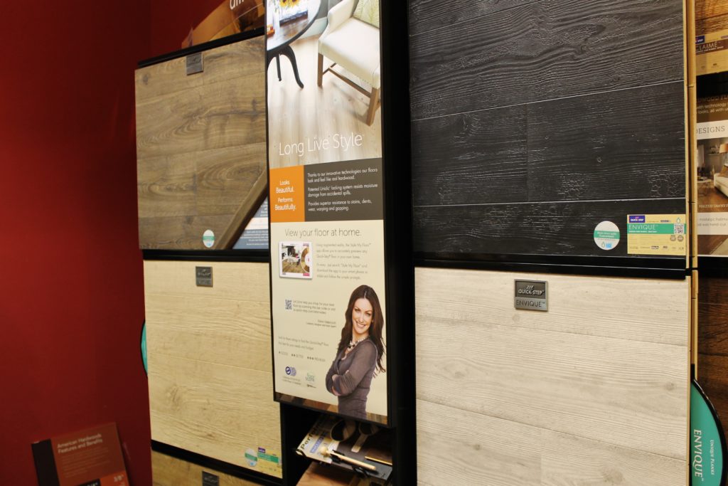 laminate wood display at home interiros