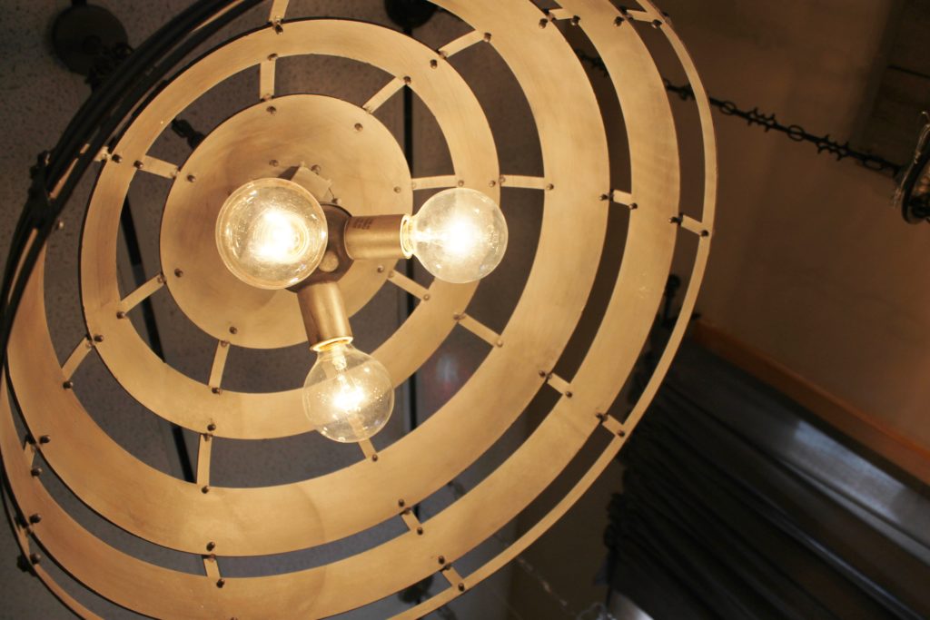 inside-of-dome-light-with-wood-look-slates