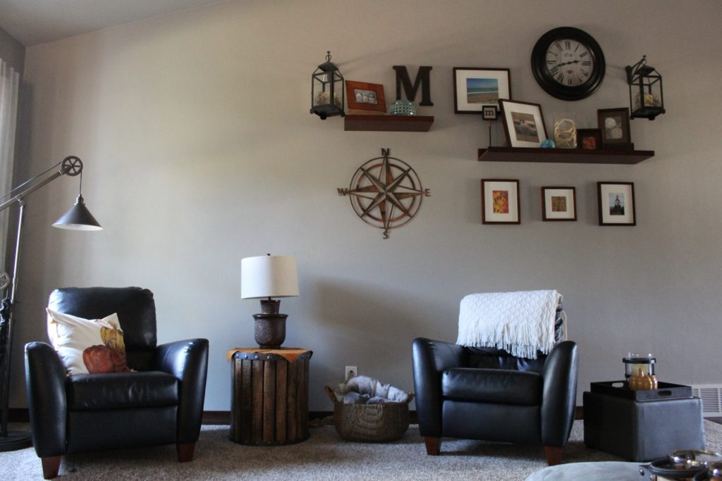 living-room-with-view-of-chairs-and-accent-wall-at-the-millers