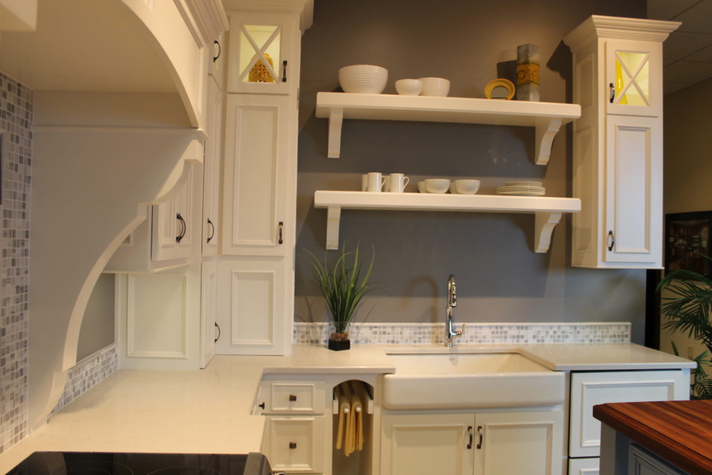 open-shelving-over-apron-front-farmhouse-sink