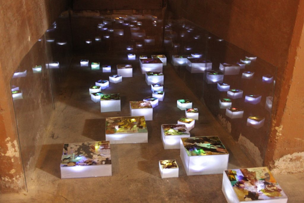 light-cube-installation-at-kaukauna-art-show